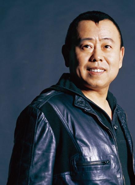 潘长江(别名:小酷派,小陀螺,1957年7月1日-),出生于黑龙江省牡丹江市