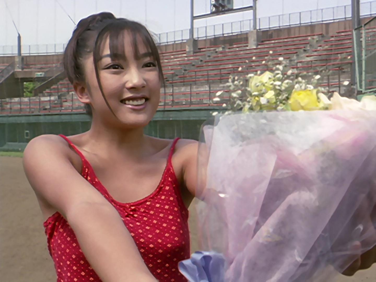绿川麻衣