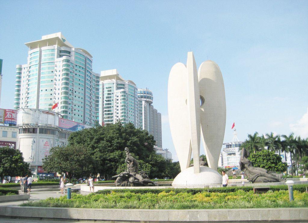 海城区,隶属广西壮族自治区北海市,是北海市的政治,经济,文化,交通