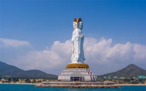 海南省三亚市南海观音