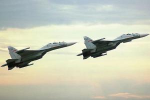 中国海军航空兵的苏—30MKK2战斗轰炸机