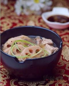 莲藕排骨汤
