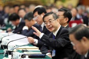 最高人民法院院长在全国人大常委会上介绍破解执行难问题方法