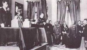 伪“满洲国执政”就任式