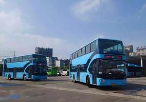 82路机场双层公交
