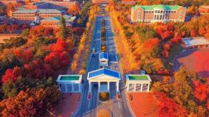启明大学风景