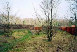 今人为了纪念此战 在旧址上重建了罗马简易工事