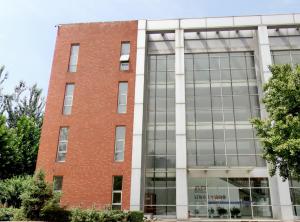 首都经济贸易大学