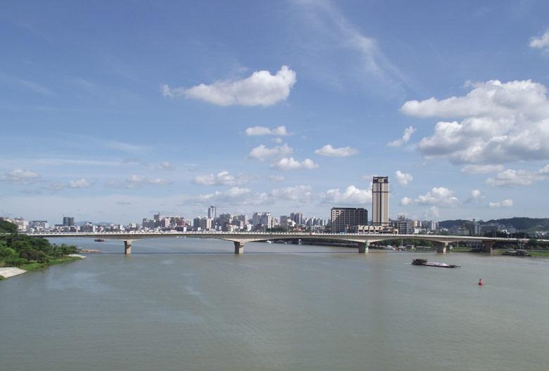 惠州大桥纵跨东江两岸