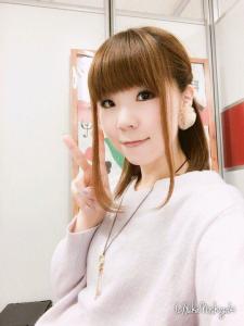 西墙 由香