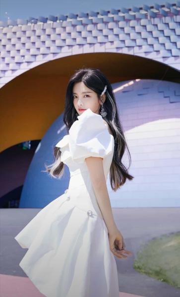 杨超越 中国内地女演员 歌手 搜狗百科