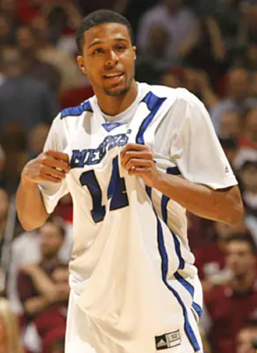 NBA球星风云榜2026：休赛期大洗牌在即，字母哥杜兰特去向牵动联盟