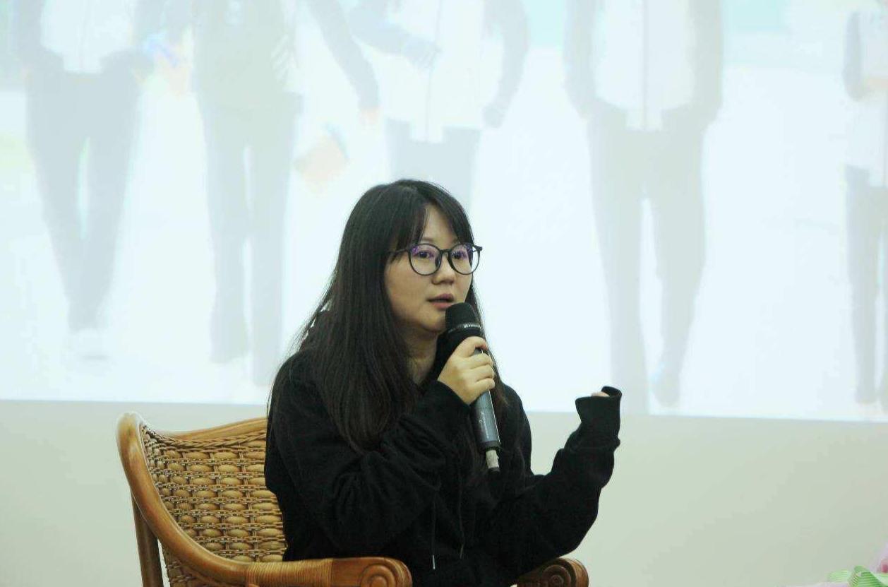 赵乾乾(中国现代作家)