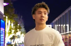 吴逸迦