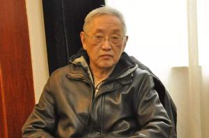 吴颐人