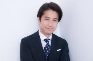 谷原章介