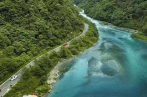 喇叭河风景区