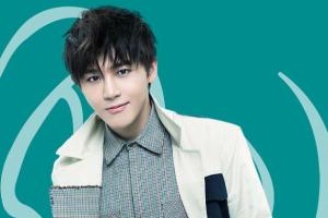 李炜
