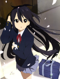 中野梓