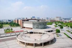 衢州职业技术学院