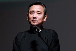 史爱东