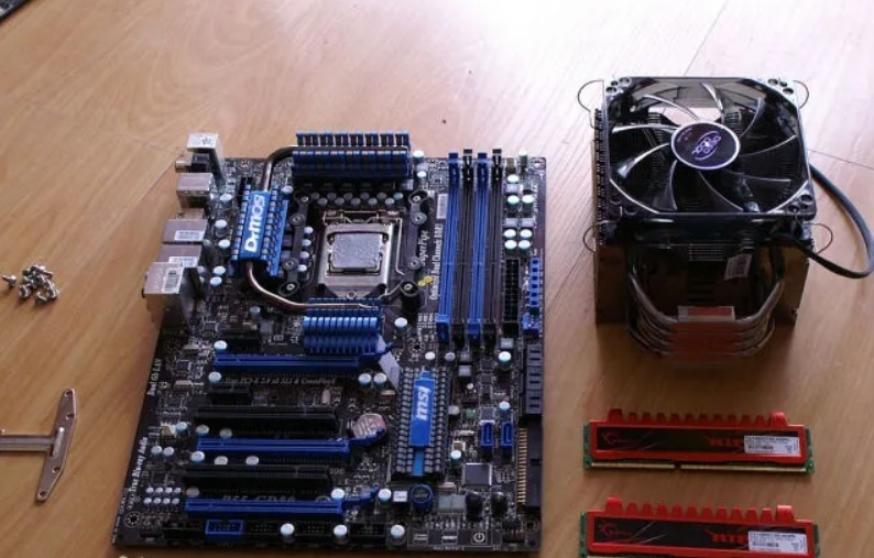 自己怎么买配件组装电脑 0