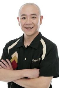高户 靖广