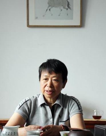 杨春华(南京艺术学院美术学院教授)