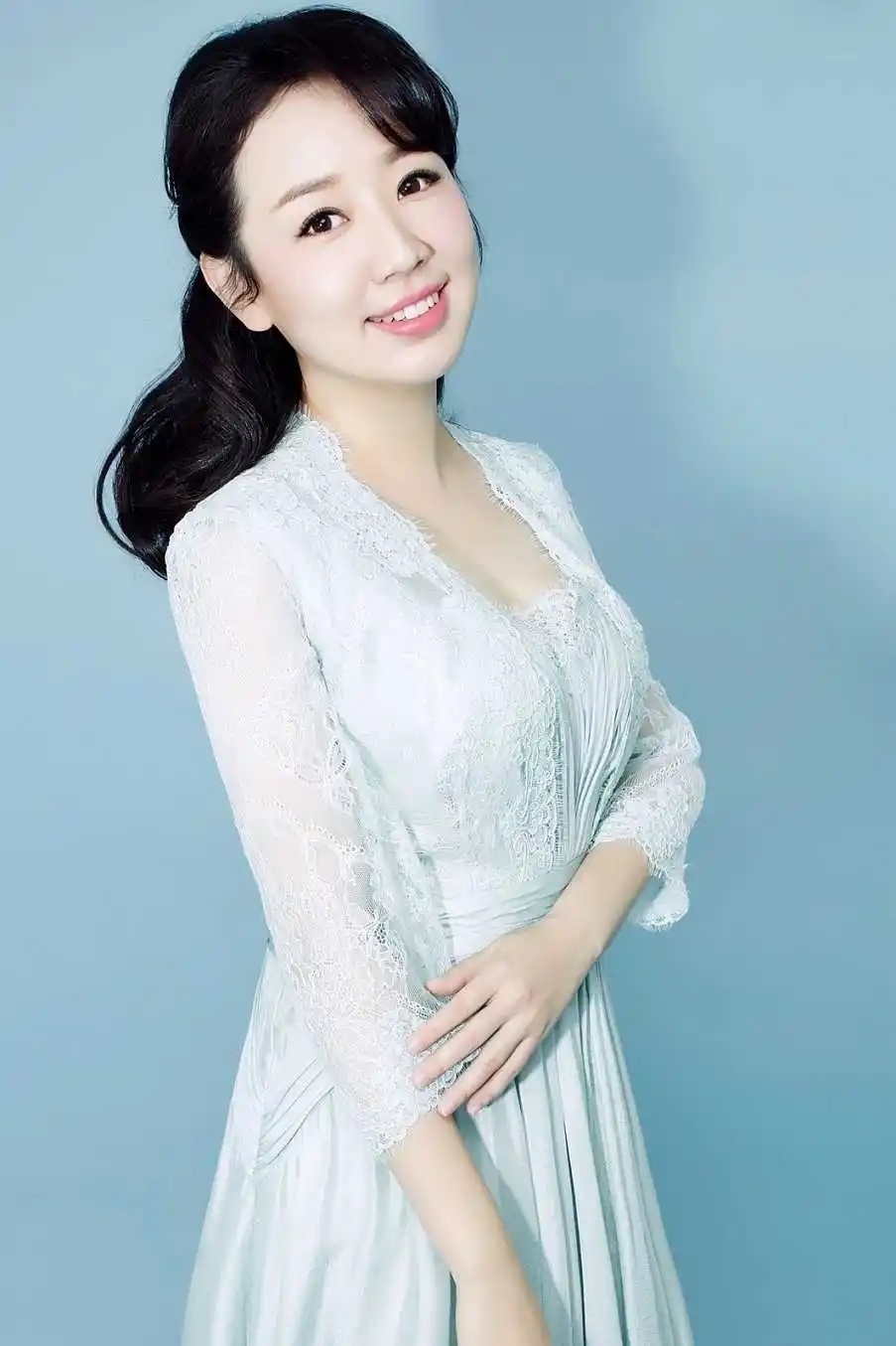关凌(中国内地女演员、主持人、导演)_搜狗百科