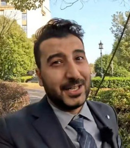 老王在中国是什么工作 300