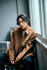 桐山照史