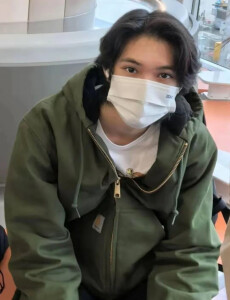 张慕童