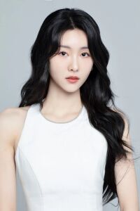黄家婧