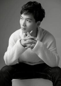 李锡允 李锡允