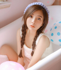蒲悦