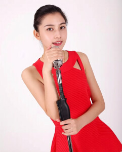 唐菲