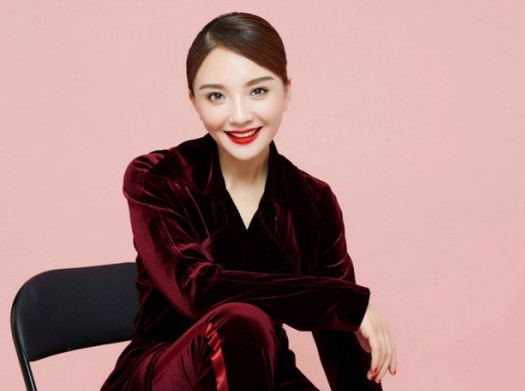 孙茜代言费经纪人15901088357