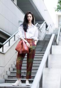 宋妍霏