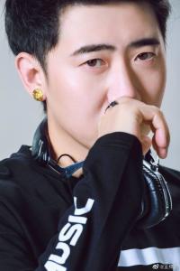 王绎龙