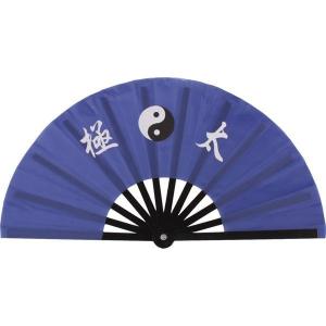 太极扇,它吸取了杨,陈,吴,孙各式的特点,同时融合八卦掌一些摆扣德行