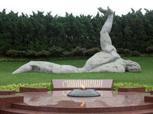 龙华烈士陵园