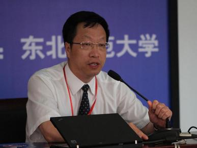 刘益春