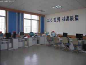 格尔木地震台仪器室