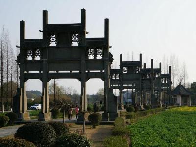 棠樾牌坊群
