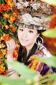黄莉媛图册