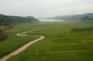 澄碧河风光