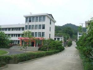 小河中学