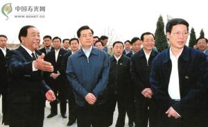 胡锦涛调研三元朱村