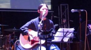 jam在演唱