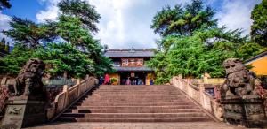 天童禅寺（陈勇峰摄影）